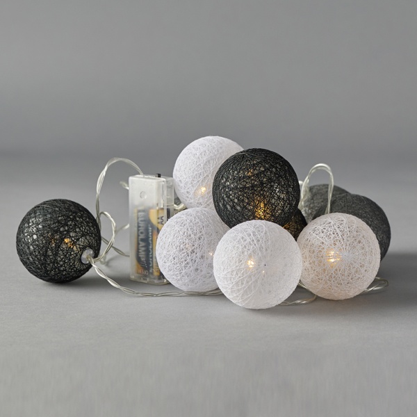 ΣΕΙΡΑ, 10 LED 5mm, ΛΕΥΚΕΣ, ΓΚΡΙ & ΜΑΥΡΕΣ ΥΦΑΣΜΑΤΙΝΕΣ ΜΠΑΛΕΣ 6cm, ΜΠΑΤΑΡΙΑΣ 2xAA, ΧΡΟΝΟΔΙΑΚΟΠΤΗ, ΔΙΑΦΑΝΟ PVC ΚΑΛΩΔΙΟ, 10 ΘΕΡΜΑ ΛΕΥΚΑ LED ΑΝΑ 10cm, ΠΡΟΕΚΤΑΣΗ ΠΑΡΟΧΗΣ 30cm, IP20 - Image 4