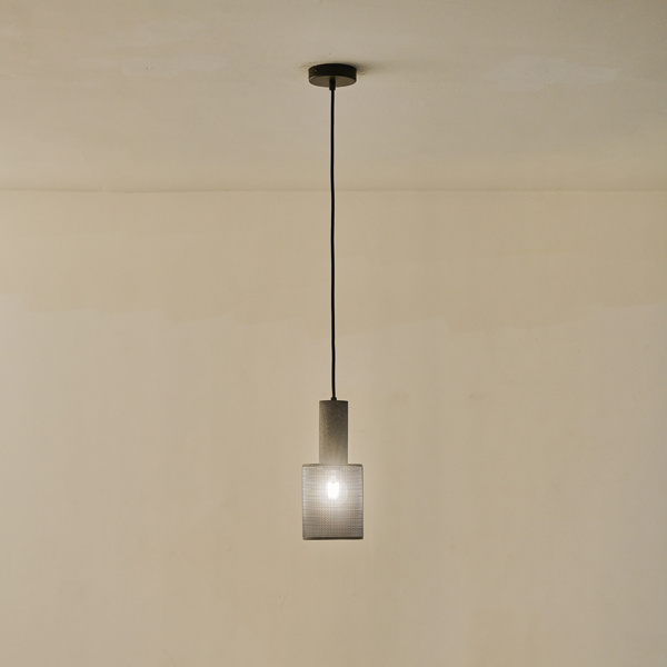 ΦΩΤΙΣΤΙΚΟ ΚΡΕΜΑΣΤΟ TΣΙΜΕΝΤΟ-ΜΕΤΑΛΛΟ 1xΕ27 Max15w 120X120X260mm ΜΑΥΡΟ ARTE ILLUMINA SCOURO - Image 3