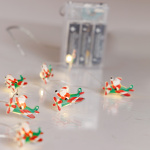 ΣΕΙΡΑ, 20 MINI LED, ΑΓΙΟΣ ΒΑΣΙΛΗΣ ΜΕ ΑΕΡΟΠΛΑΝΟ, ΜΠΑΤΑΡΙΑΣ 3xAA, ΧΡΟΝΟΔΙΑΚΟΠΤΗ, ΑΣΗΜΙ ΧΑΛΚΙΝΟ ΚΑΛΩΔΙΟ, ΘΕΡΜΟ ΛΕΥΚΟ LED ΑΝΑ 10cm, ΠΡΟΕΚΤΑΣΗ ΠΑΡΟΧΗΣ 30cm, IP20 - Image 3